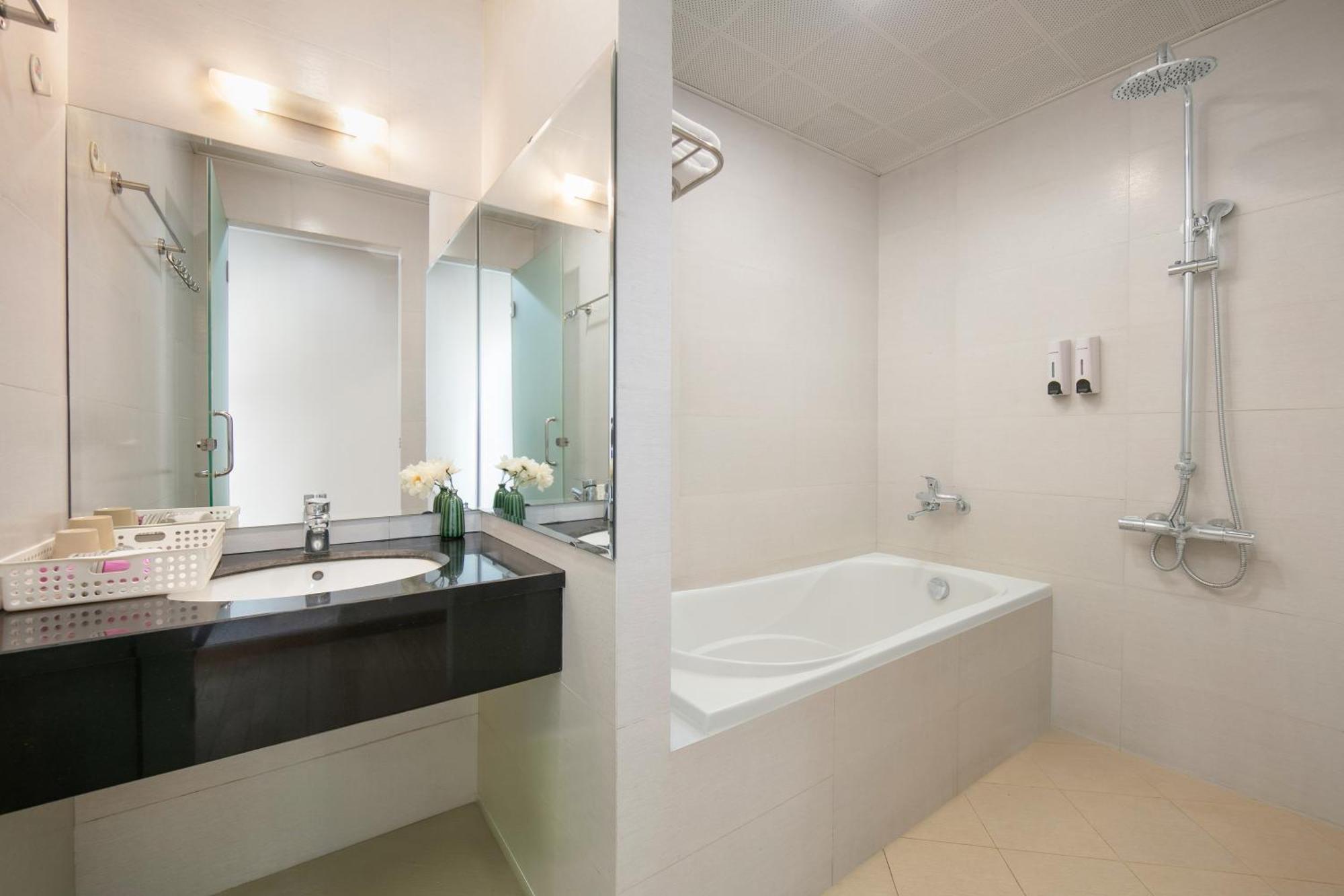 Hb Serviced Apartment - 121B Quan Hoa Ανόι Εξωτερικό φωτογραφία